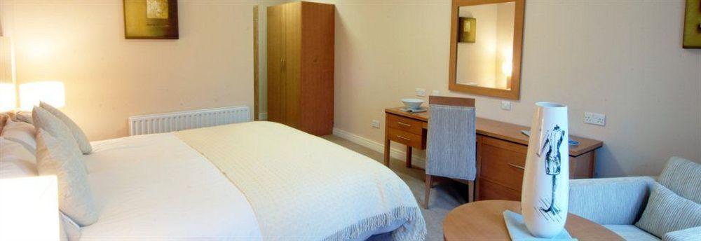 Breaffy Woods Hotel كاستليبار المظهر الخارجي الصورة