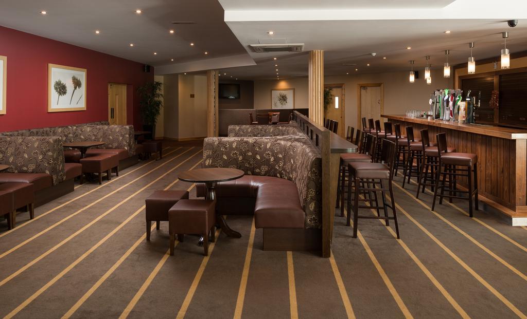 Breaffy Woods Hotel كاستليبار المظهر الخارجي الصورة