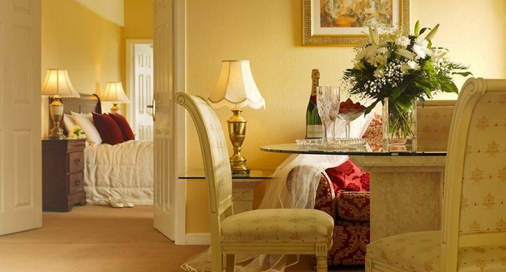 Breaffy Woods Hotel كاستليبار المظهر الخارجي الصورة