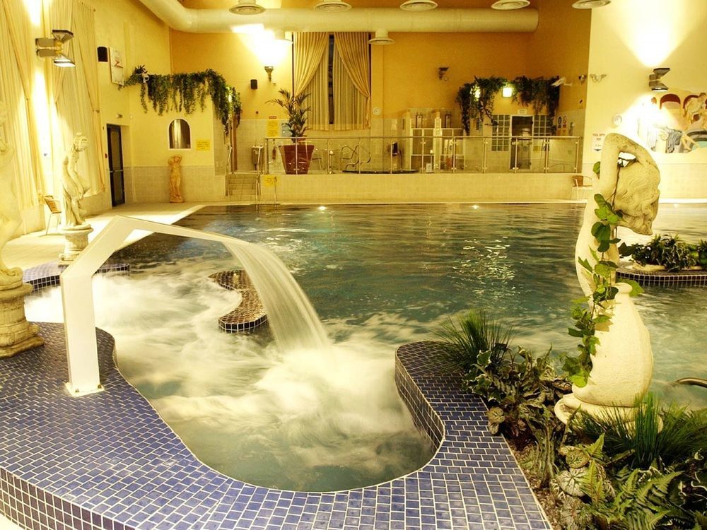 Breaffy Woods Hotel كاستليبار المظهر الخارجي الصورة
