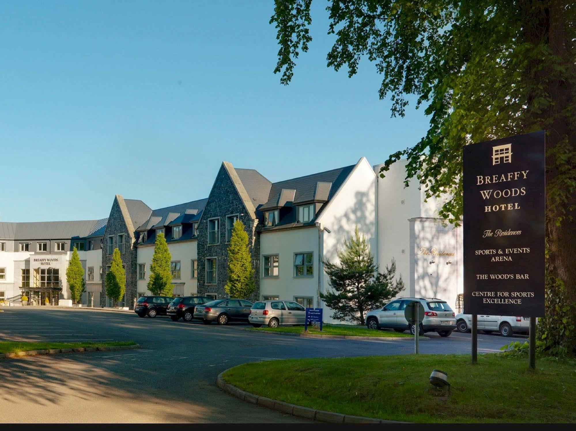 Breaffy Woods Hotel كاستليبار المظهر الخارجي الصورة