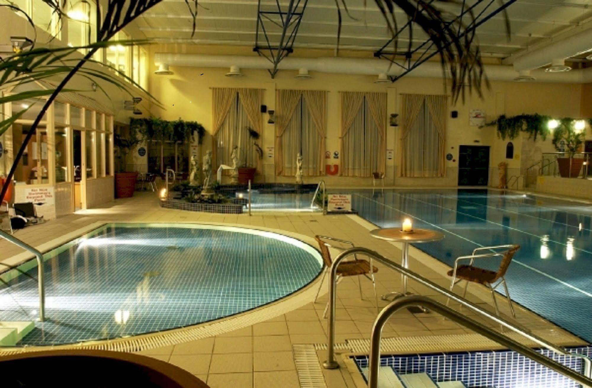 Breaffy Woods Hotel كاستليبار المظهر الخارجي الصورة