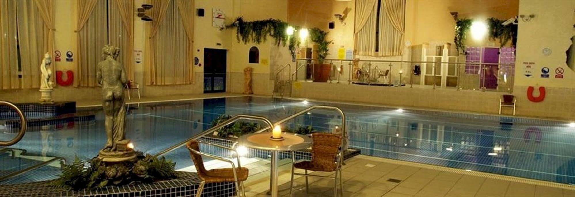 Breaffy Woods Hotel كاستليبار المظهر الخارجي الصورة