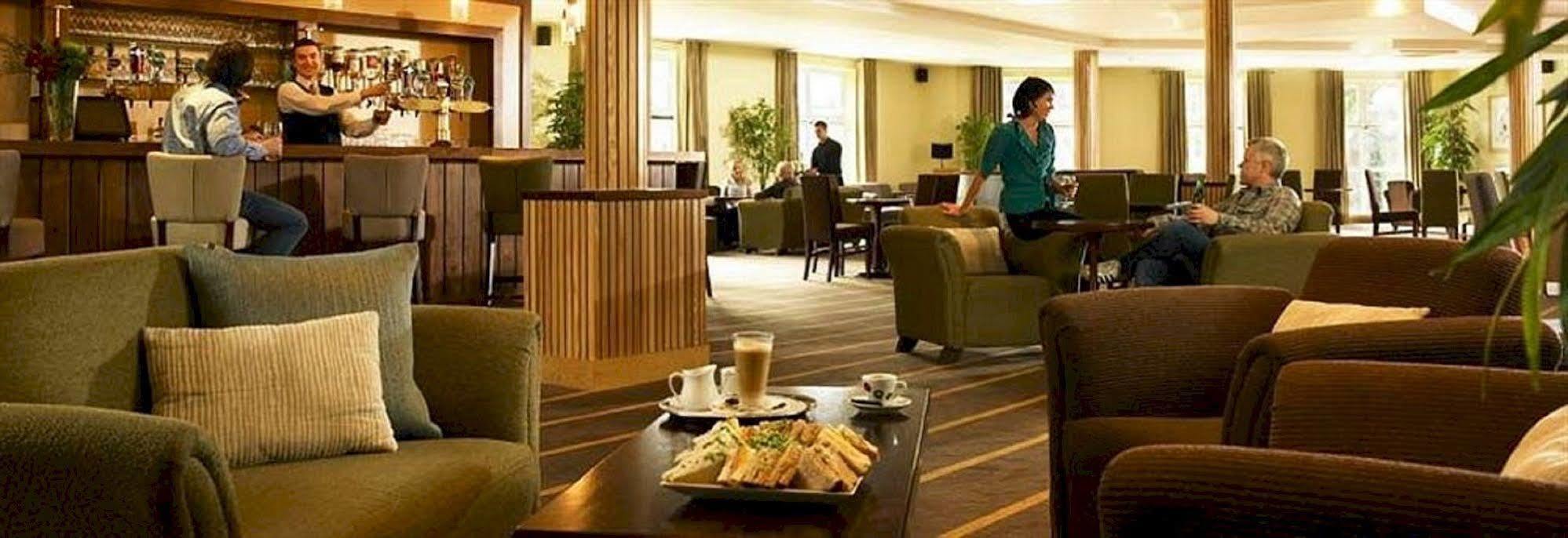 Breaffy Woods Hotel كاستليبار المظهر الخارجي الصورة